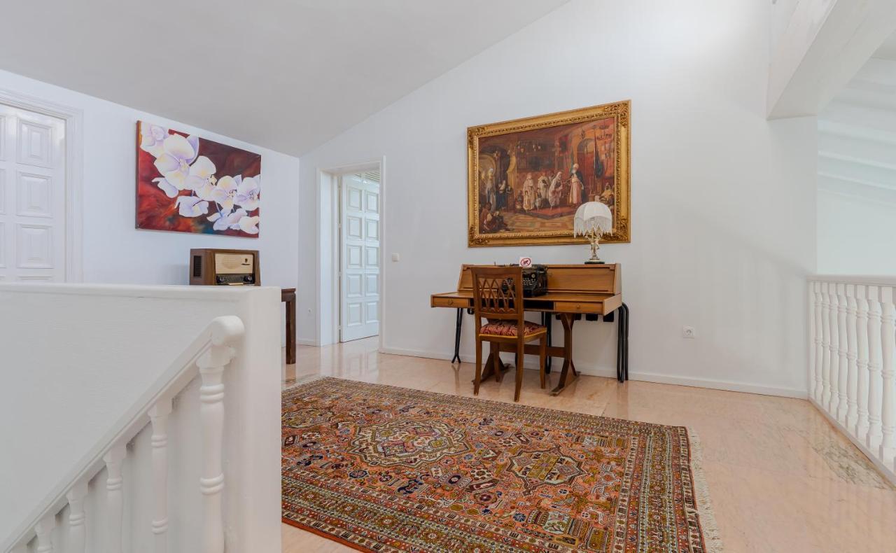 Villa Barbara- Live Your Dream In *